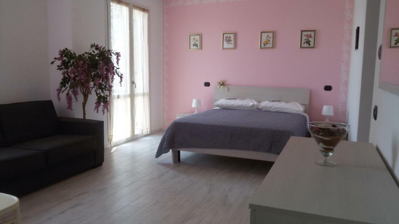 B&B A casa di Eleonora Villafranca di Verona Exterior foto