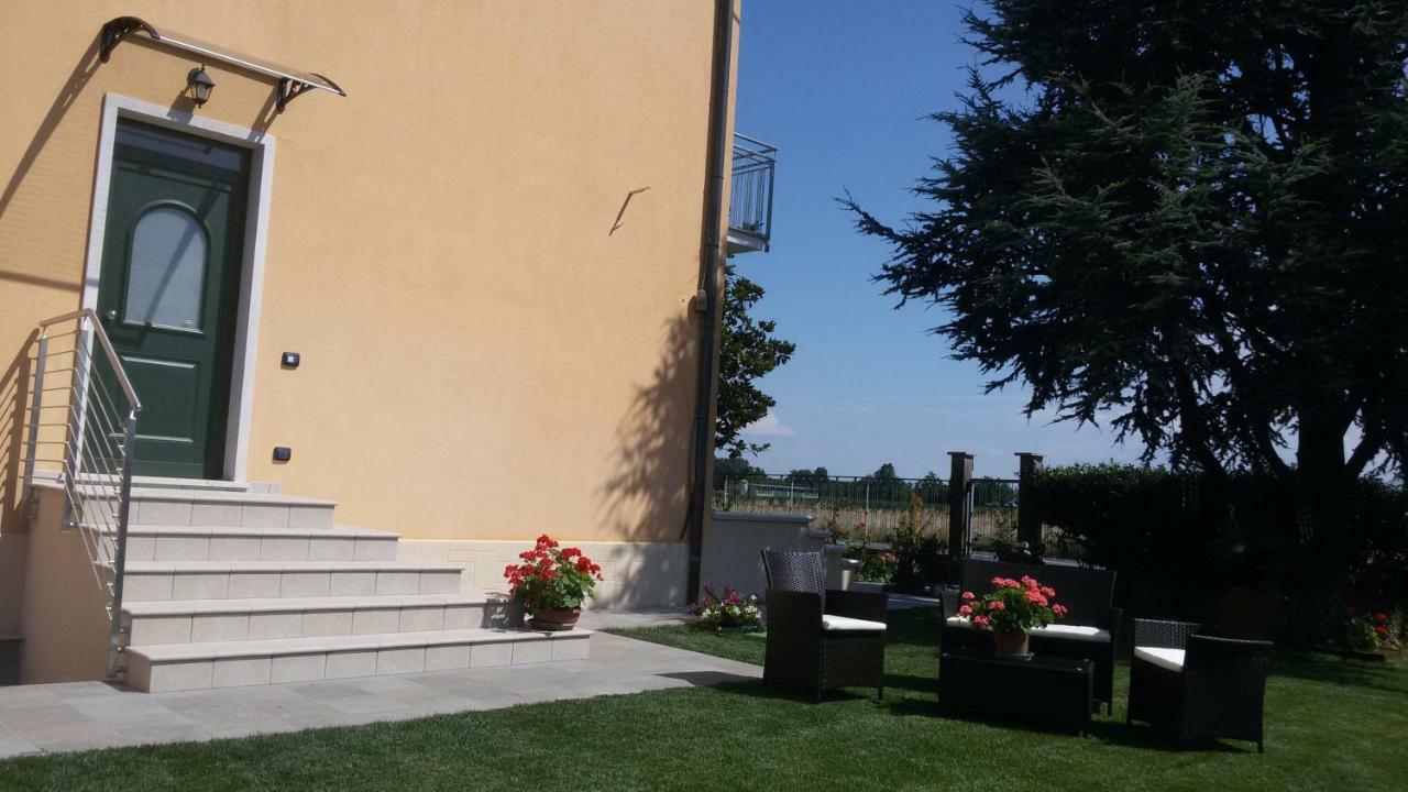 B&B A casa di Eleonora Villafranca di Verona Exterior foto